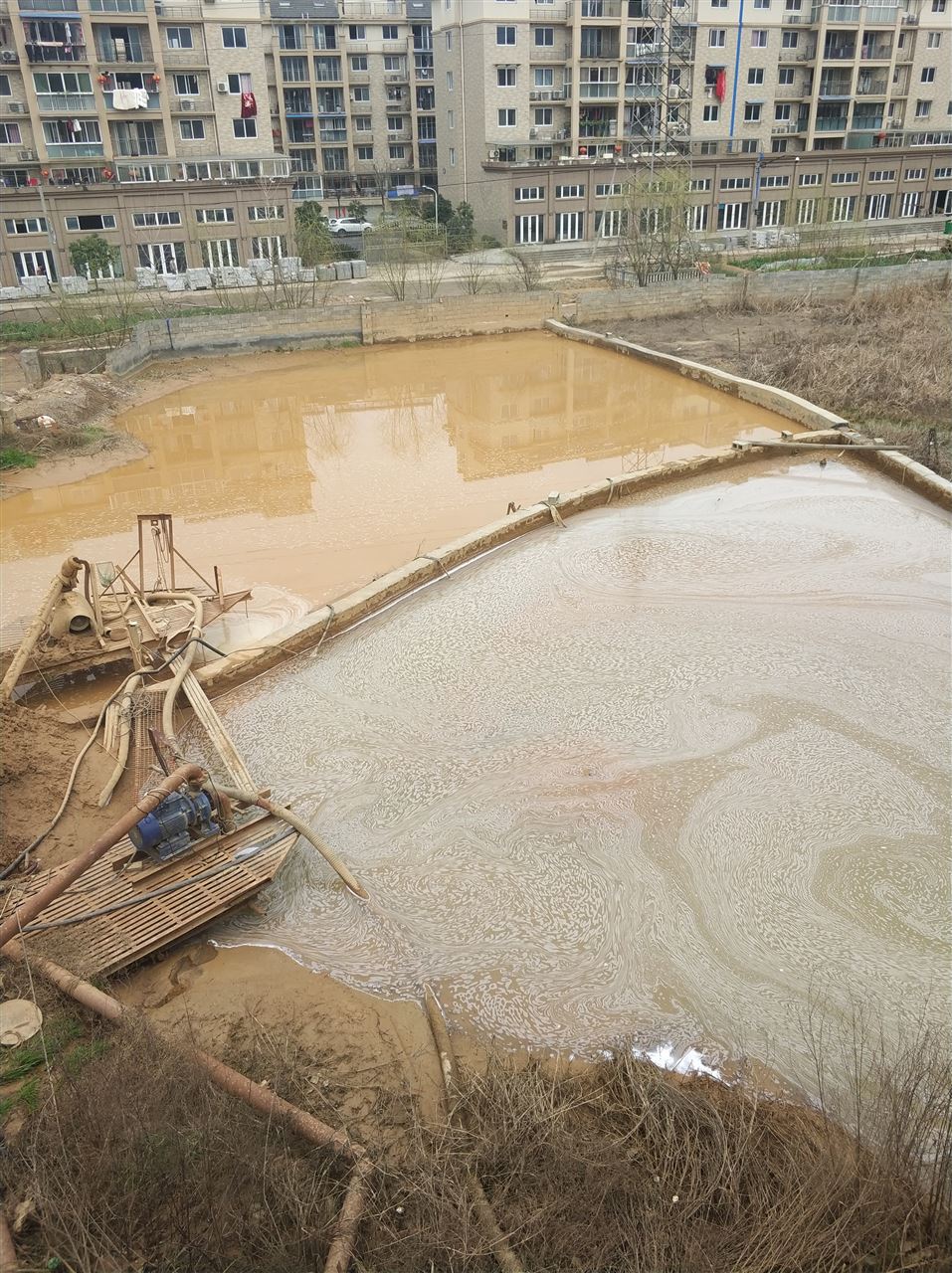 前进沉淀池淤泥清理-厂区废水池淤泥清淤