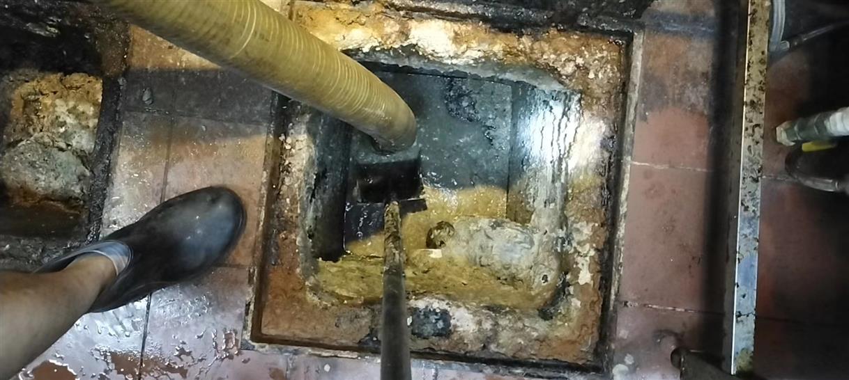 前进污水池清理一般都有毒气，怎么预防中毒呢？