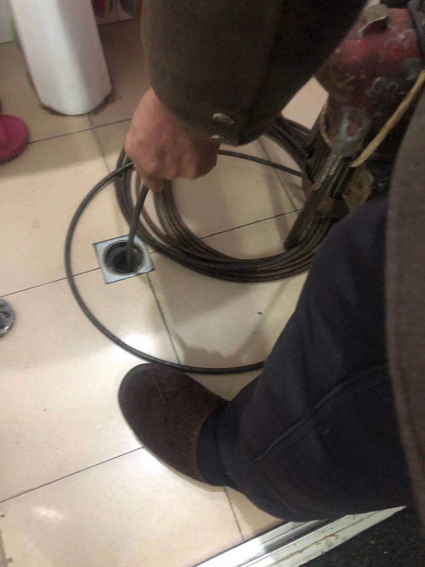 前进管道疏通，疏通下水道